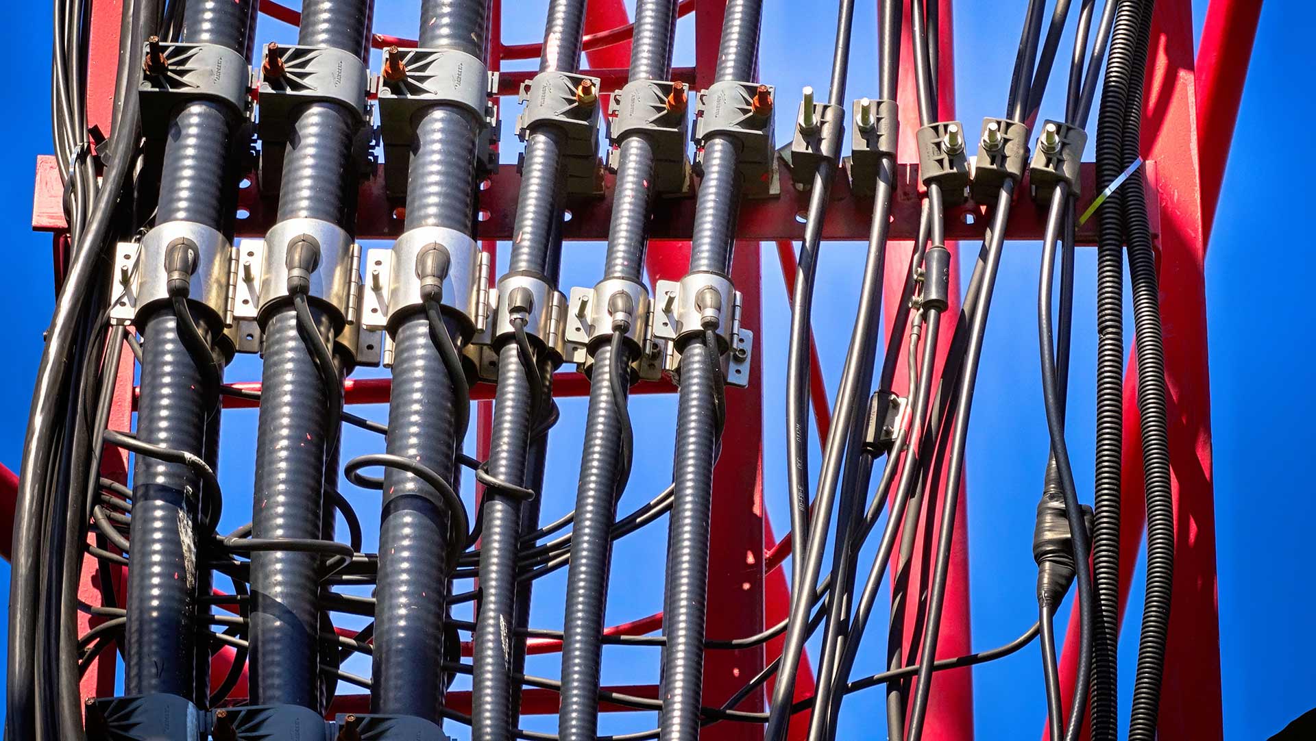 Прокладка кабельной линии 6-110 кв. Кабельная канализация сцб. Прокладка кабеля 220 кв с волс в земле. Кабельные линии 10 кв. Кабель связи волс что это.